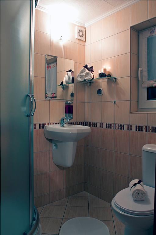 Bukowianski Dworek Bed and Breakfast Bukowina Tatrzańska Rum bild